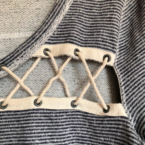 Free people - Picture 2 of 3